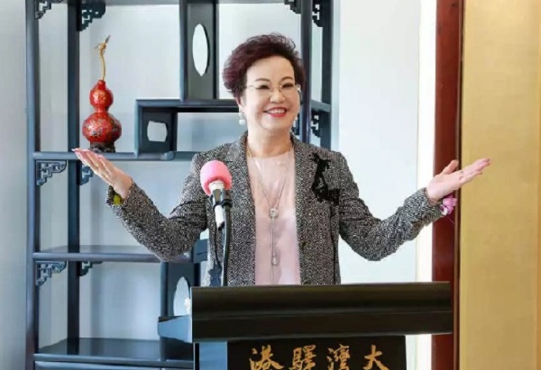 人可园大湾驿港何思远理事长